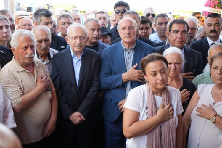 Kılıçdaroğlu'nun ikiz kardeşi toprağa verildi