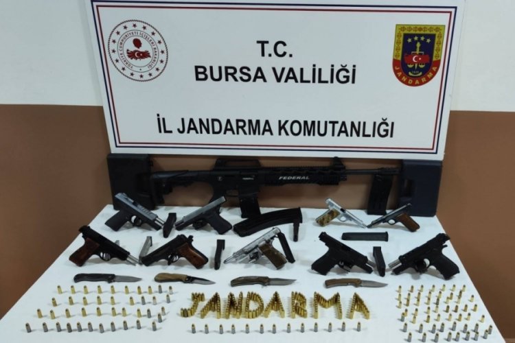 Bursa'da operasyon! Ev değil cephanelik!