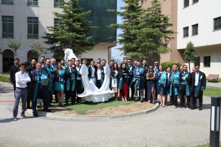 BTÜ Denizcilik Fakültesi ilk mezunlarını verdi