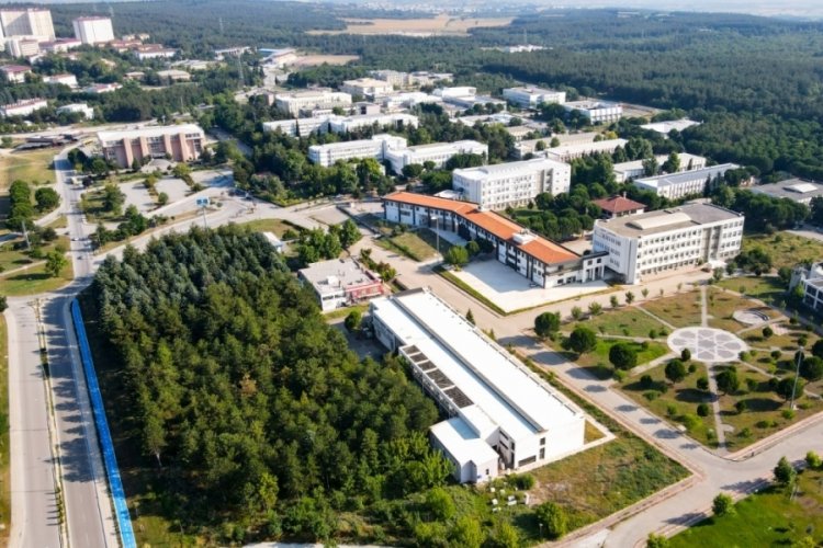 BUÜ'den 5 yıllık tam akreditasyon başarısı
