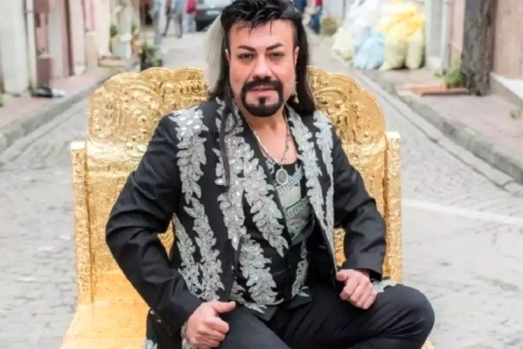 Kobra Murat, peruğunu çıkarınca adeta bambaşka biri oldu