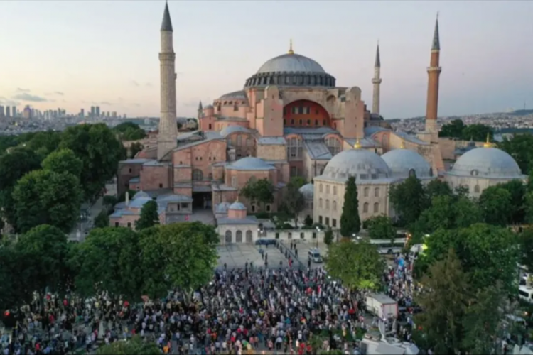 Ayasofya 5 yılda 40 milyon kişiyi ağırladı