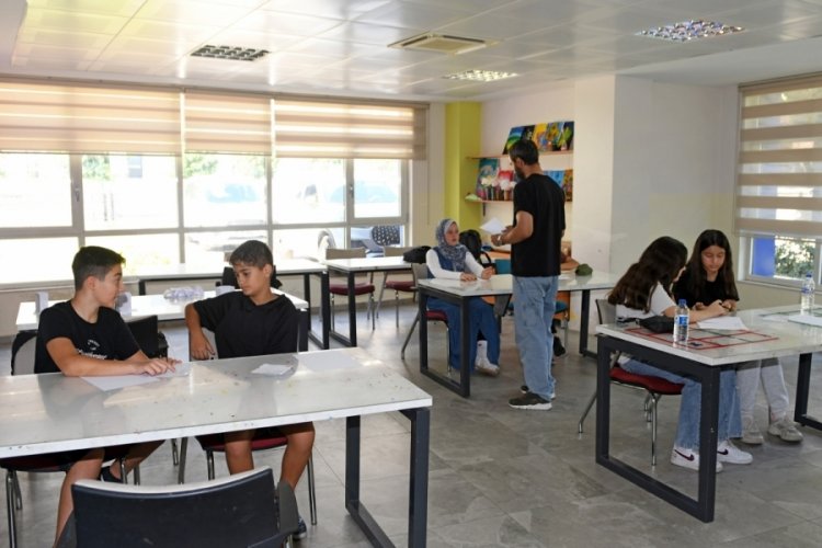 Öğrencilerin heyecanla beklediği yaz okulu başladı
