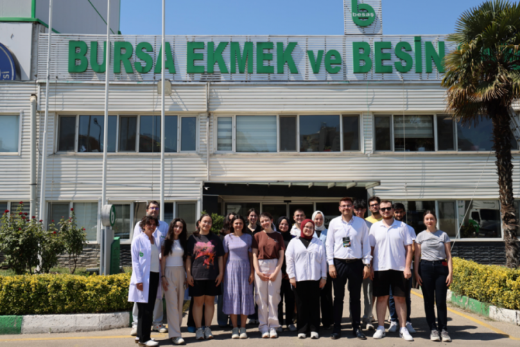 Bursalı gençlerden BESAŞ'a teknik gezi