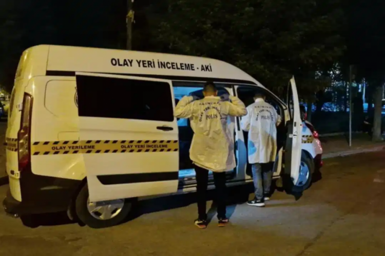 Hakkında yakalama kararı vardı: Evinde asılı halde ölü bulundu!