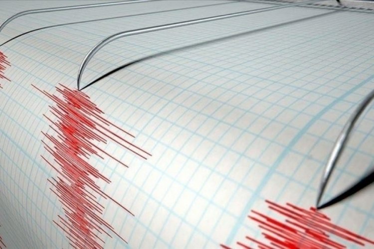 İzmir'de korkutan deprem!
