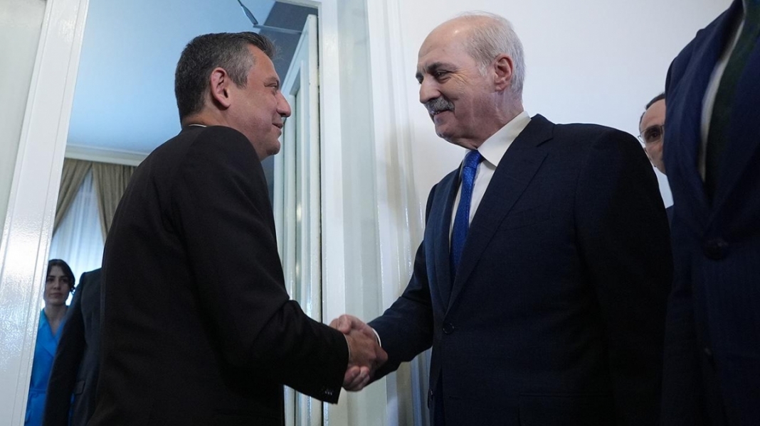 Numan Kurtulmuş'tan CHP lideri Özel'e ziyaret
