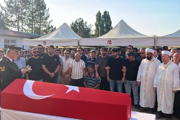 Yangın şehidi Tolunay Kocaman gözyaşları içinde son yolculuğuna uğurlandı
