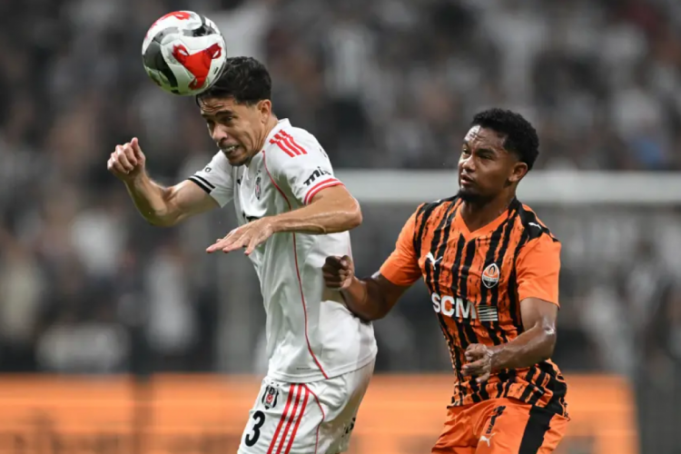 Beşiktaş Shakhtar Donetsk'e 4-2 mağlup oldu