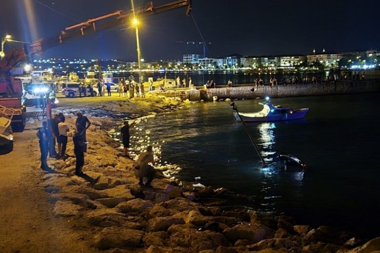  Klima motorunun patlaması sonucu lokantada yangın çıktı