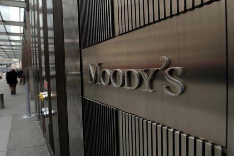 Moody's Türkiye'nin kredi notunu yükseltti