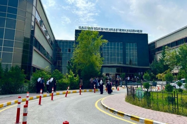 İmplant vidası hastanın ciğerine kaçtı: Ölümden döndü