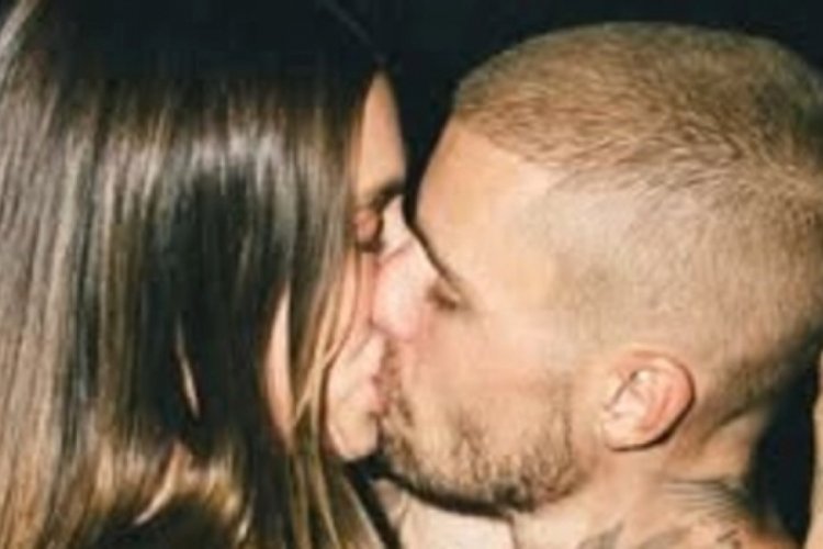  Justin Bieber ve Hailey Bieber aşka geldi 