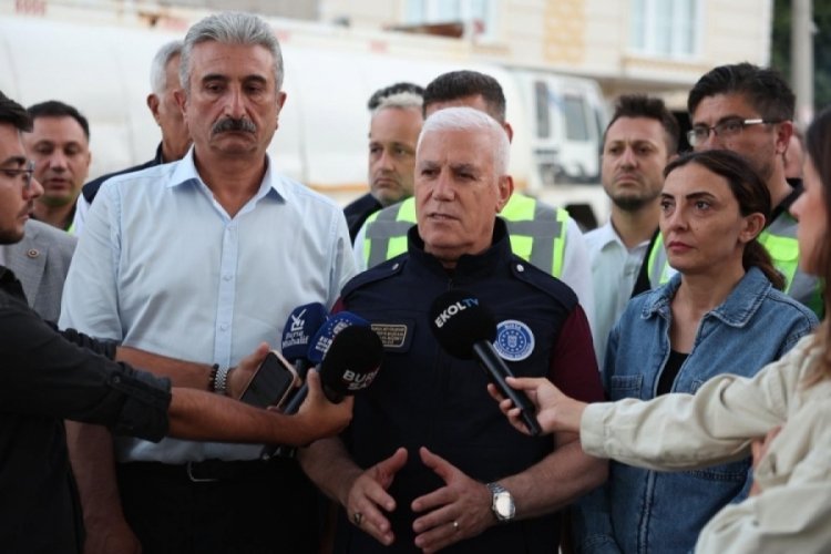 Başkan Bozbey yangın bölgesinde: "Yaklaşık 3 bin hektarlık alan yandı"