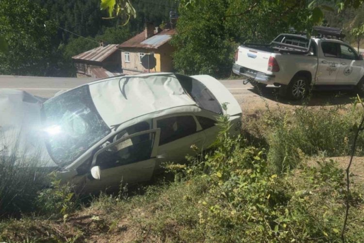 Virajı alamayan otomobil şarampolde takla attı: 1 ölü