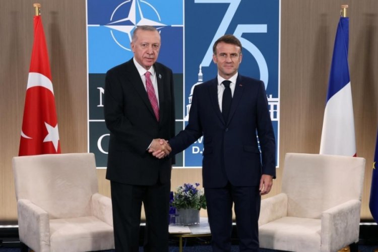 Cumhurbaşkanı Erdoğan, Macron ile görüştü
