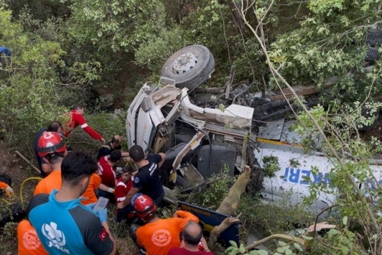 Bursa'da yangına giderken can veren kahramanların kimlikleri belli oldu