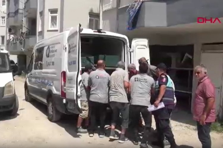 Evinin banyosunda korkunç halde bulundu