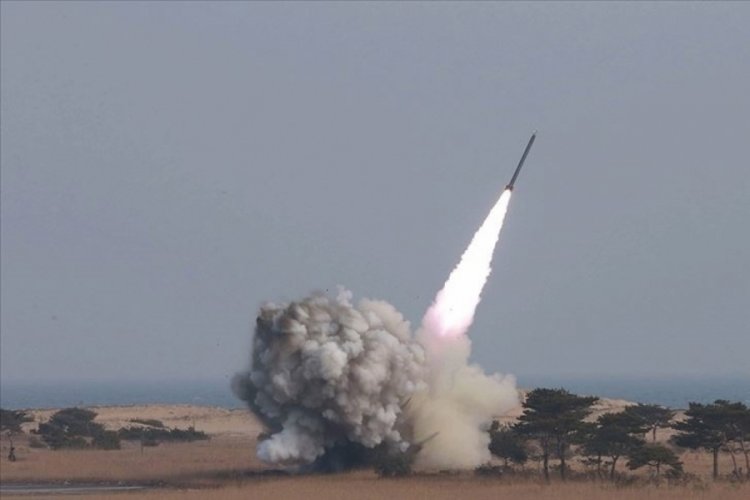 Hindistan kısa menzilli "Pralay" balistik füzesiyle art arda iki başarılı test yaptı