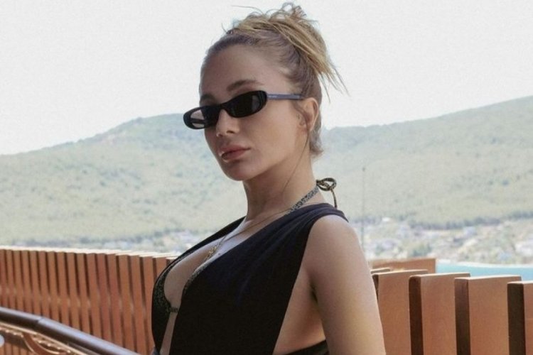 Damla Sönmez'in tatil paylaşımları