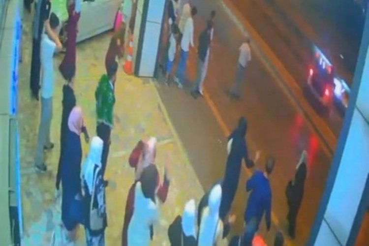 Bursa'da gelin arabası aldı başını gitti! Ölümden dönüldü...