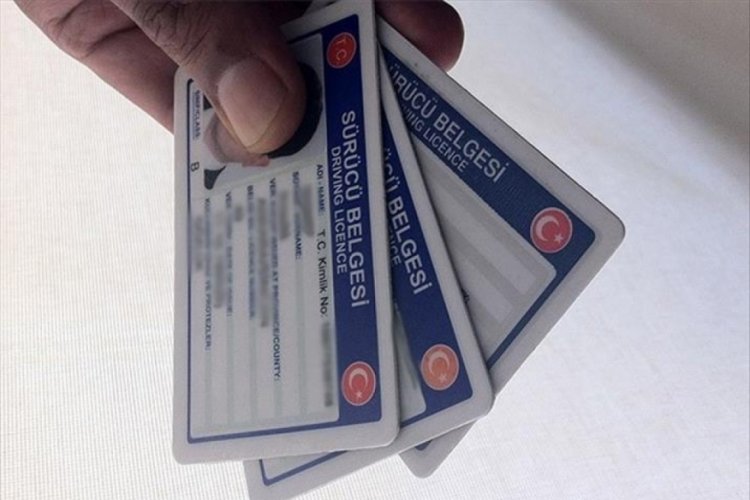 Eski tip ehliyetler için geri sayım başladı! 