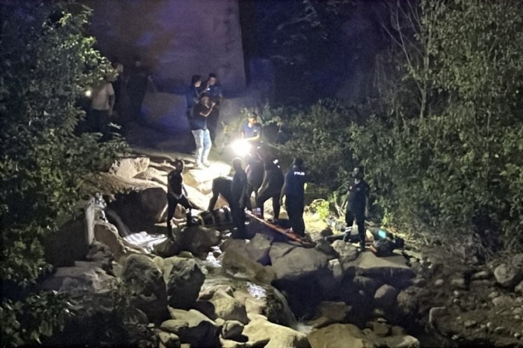 Şarjlı bisiklet köprüden uçtu! Ölü ve yaralı var...