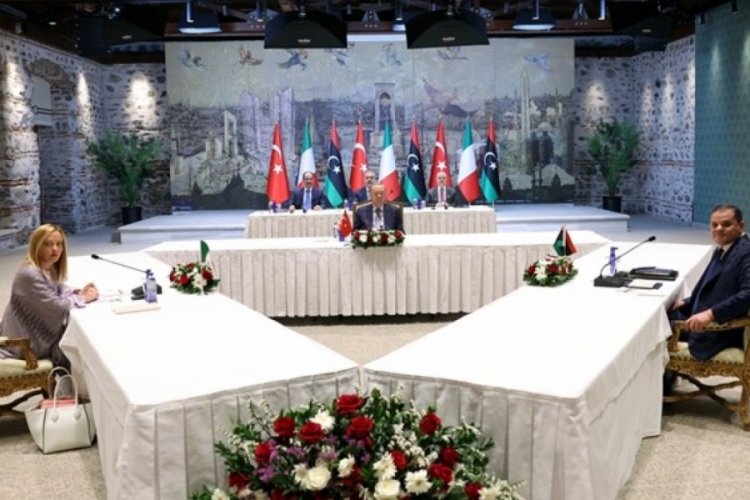 Cumhurbaşkanı Erdoğan, Meloni ve Dibeybe ile görüştü