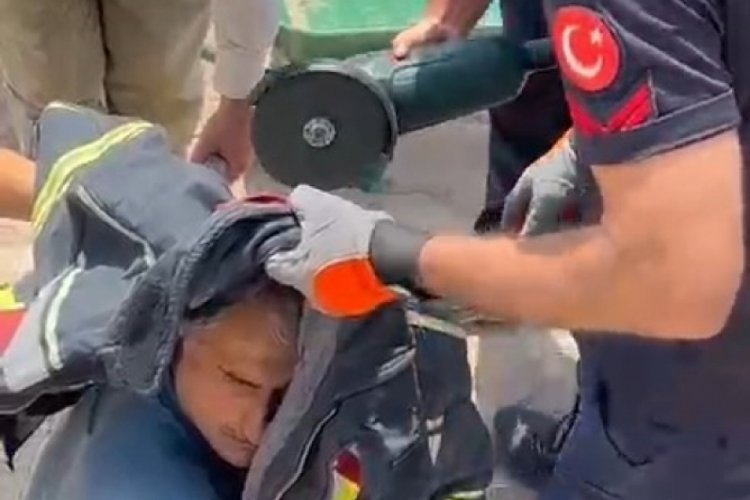 Kulağına saplanan demir profil ile hastaneye kaldırıldı