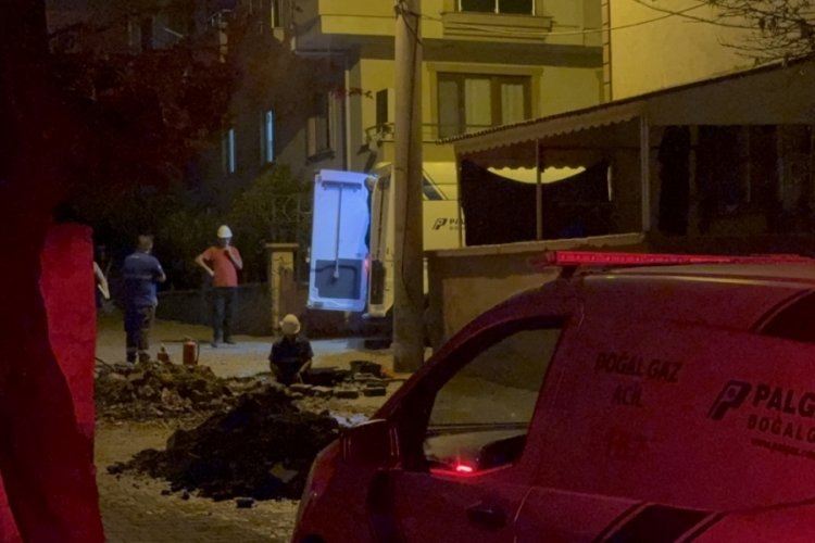 Patlayan gaz borusu mahalleyi sardı! Mahalle güvenlik nedeniyle kapatıldı...