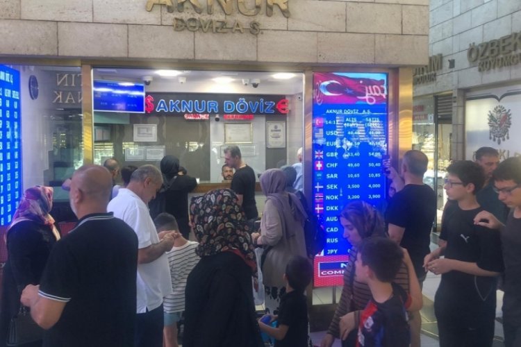 Bursa'da kurlar kıpırdadı, çarşı pazar karıştı!