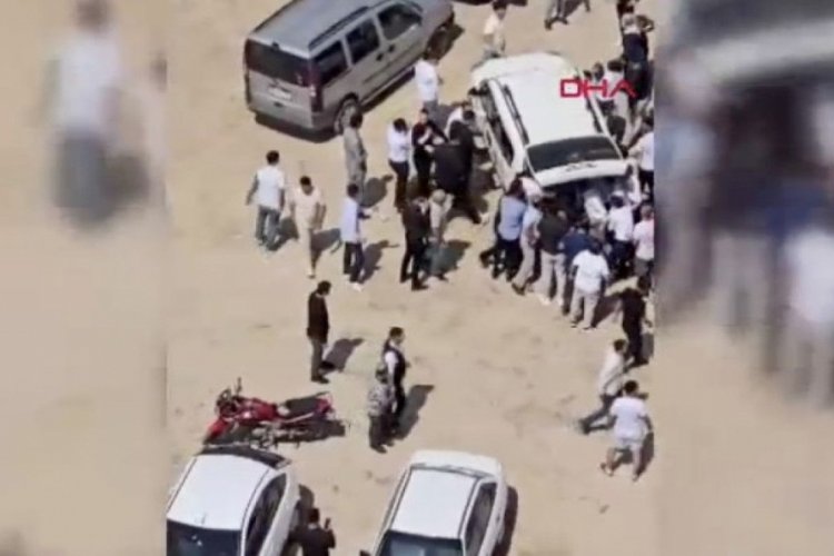 Düğünde kavga: İhbara gelen polis aracına zarar verdi