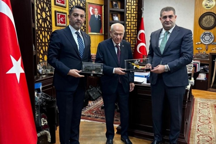 MHP Lideri Bahçeli, "Gökbörü" hava savunma sistemlerinin üreticisi Günay Önder'i kabul etti
