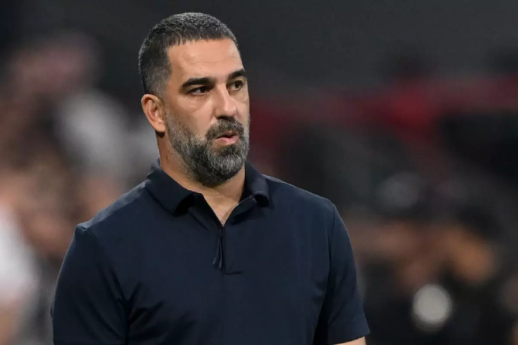 Arda Turan ilk maçında hata yapmadı