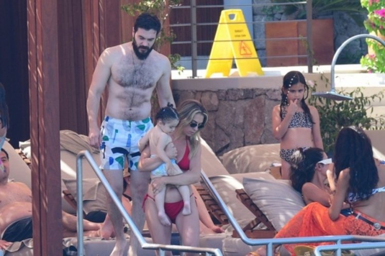  İsmail Ege Şaşmaz'ın aile tatili 