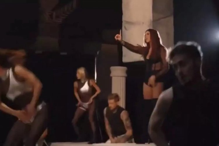 Klip çekiminde sinirlerine hakim olamayan Hadise dansçıları azarladı 