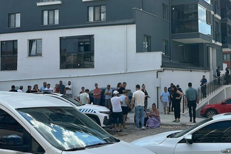 Aile boyu vahşet! Eşini ve oğlunu korkunç şekilde katletti...