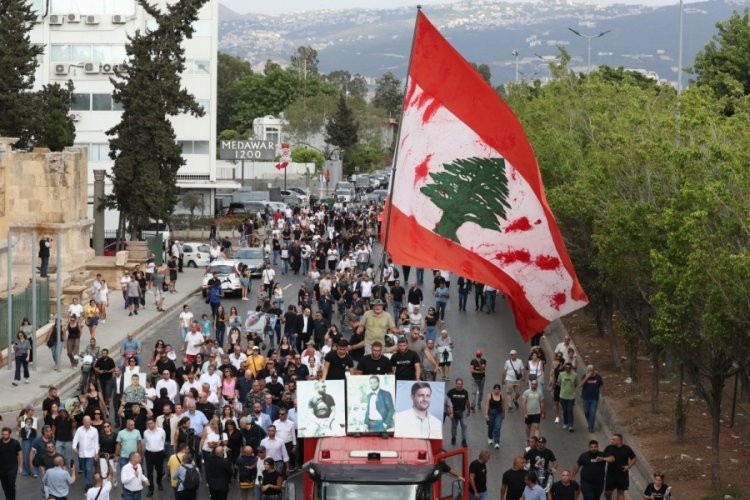 Beyrut Limanı'ndaki patlamada hayatını kaybedenler anıldı 