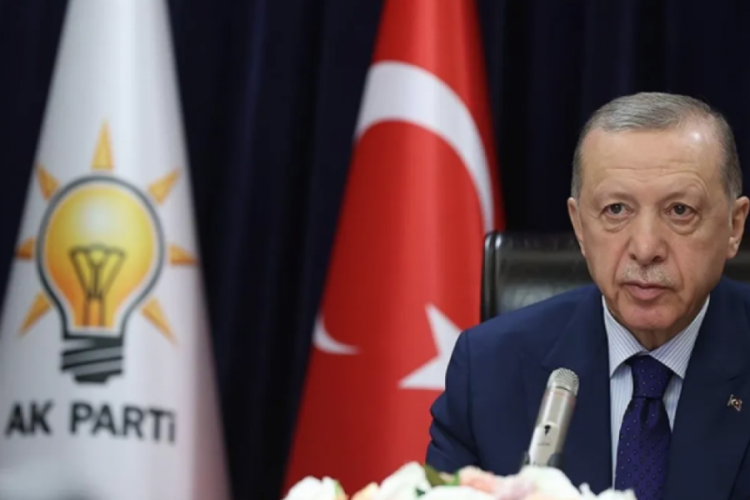 AK Parti sahaya iniyor: Terörsüz Türkiye süreci anlatılacak