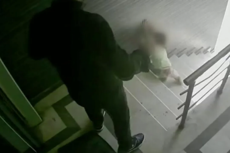 3 yaşındaki kızına tekme atmıştı! İddianame hazırlandı: İşte istenen ceza