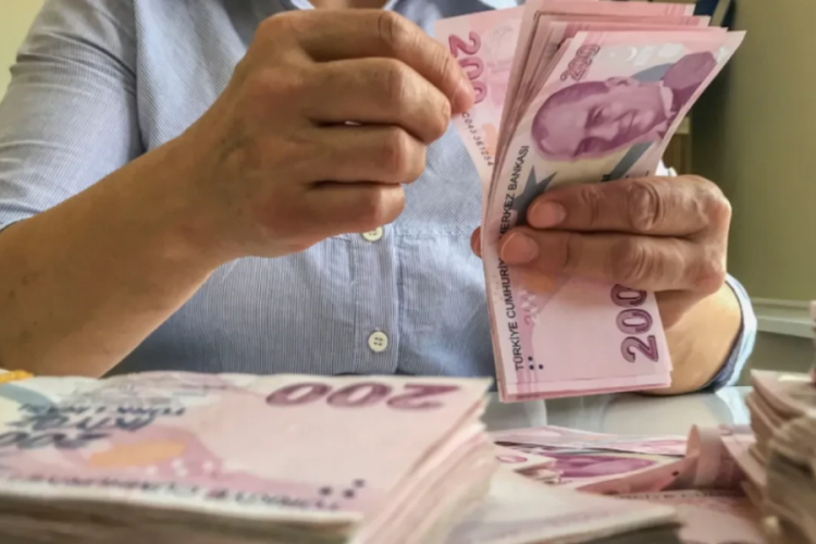 Bakan Göktaş duyurdu: Hesaplara zamlı yatırıldı