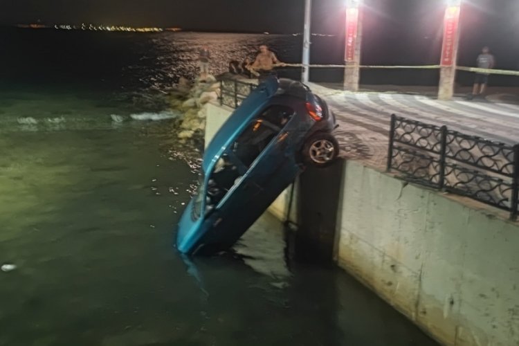 Su kanalında asılı kaldı!