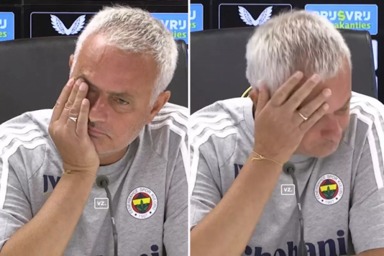 Acı haberi basın toplantısında aldı! Gözyaşlarını tutamadı
