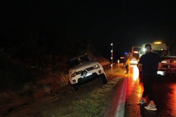 Sağanak yağış kazayı beraberinde getirdi: 2 yaralı 