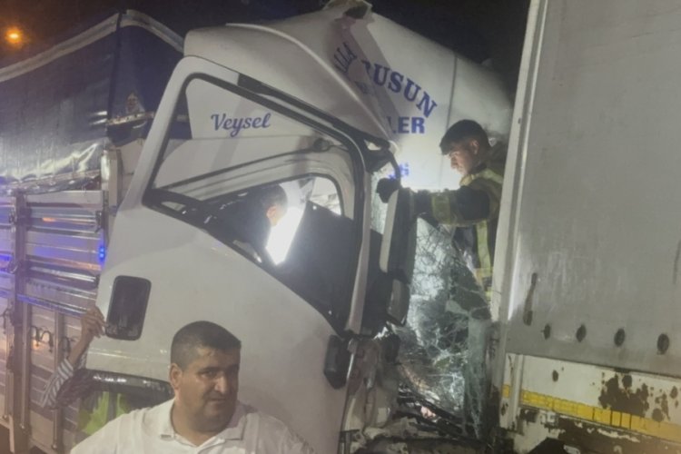 Araçlar birbirine girdi: Can kaybı kaçınılmaz oldu...