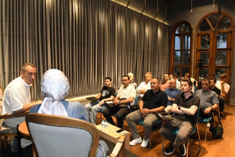 Osmangazi'de girişimci gençler, ilham veren bir hikâyeyle buluştu