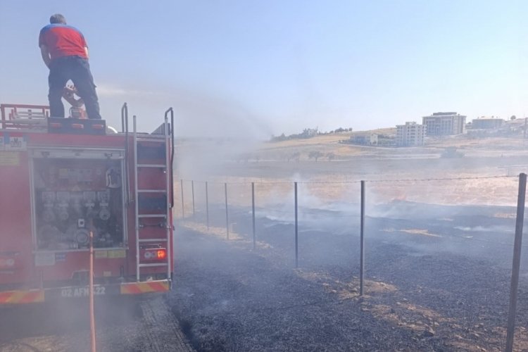 Korkutan anız yangını söndürüldü