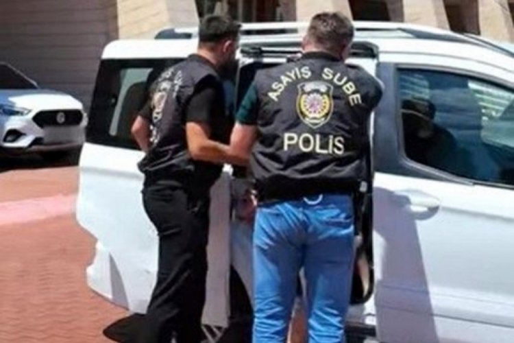 Çocuklarının gözü önünde eşini öldürdü