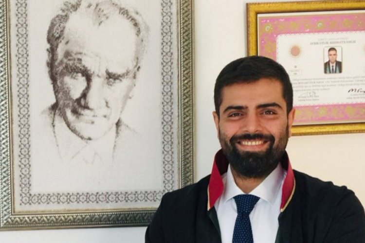 Depremde can veren avukatın diplomasını kopyalamışlar!