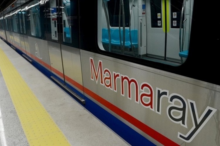 1 saat arayla iki ayrı acı! Marmaray'da raylara atlayarak yaşamına son verdiler